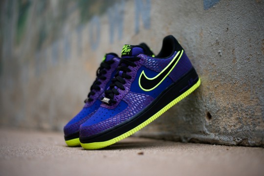 Nike_Air_Force_1_Purple_Snake_Sneaker_Politics_4_1024x1024