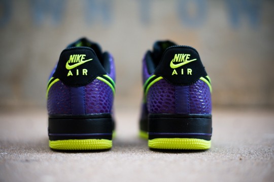 Nike_Air_Force_1_Purple_Snake_Sneaker_Politics_7_1024x1024